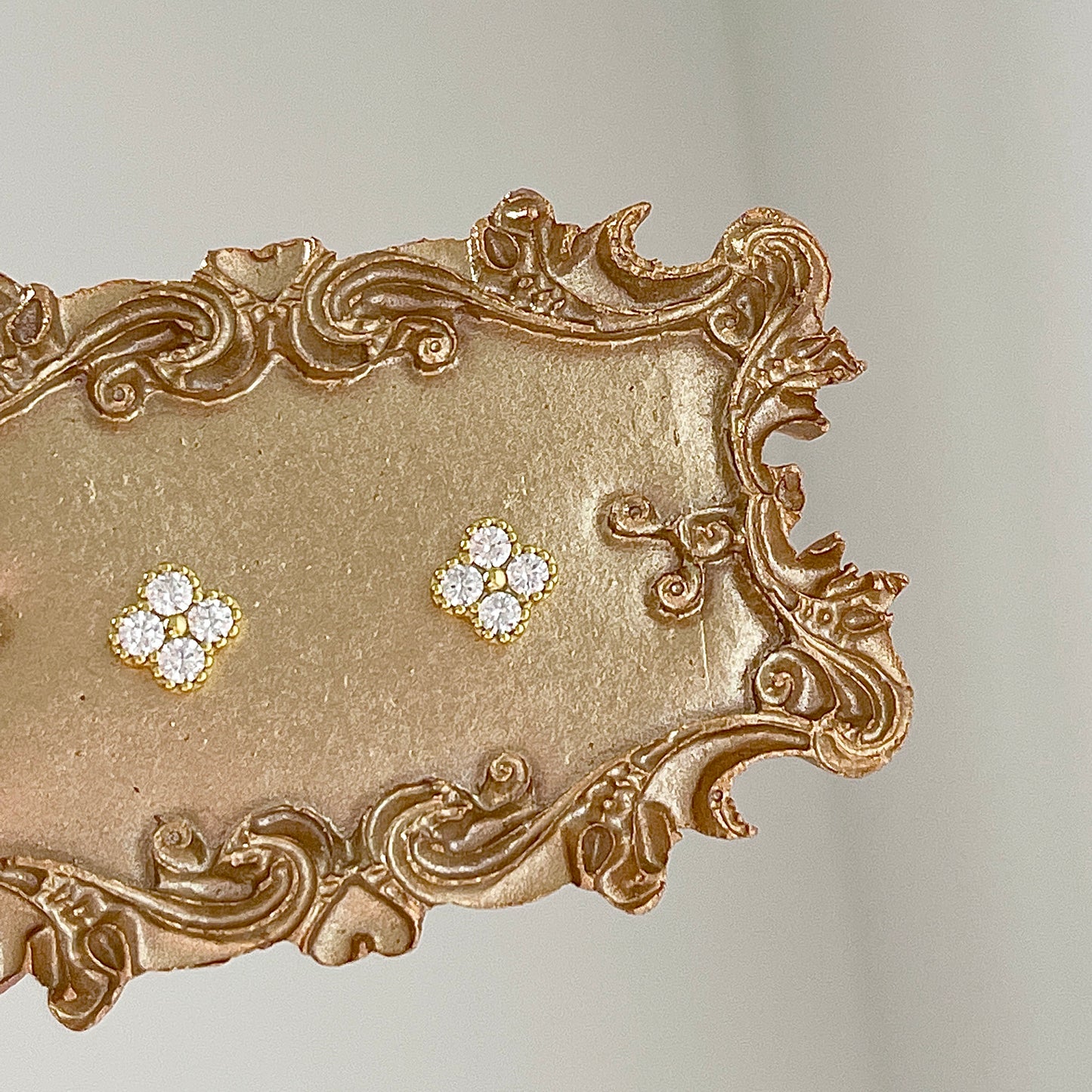 Sirena Studs