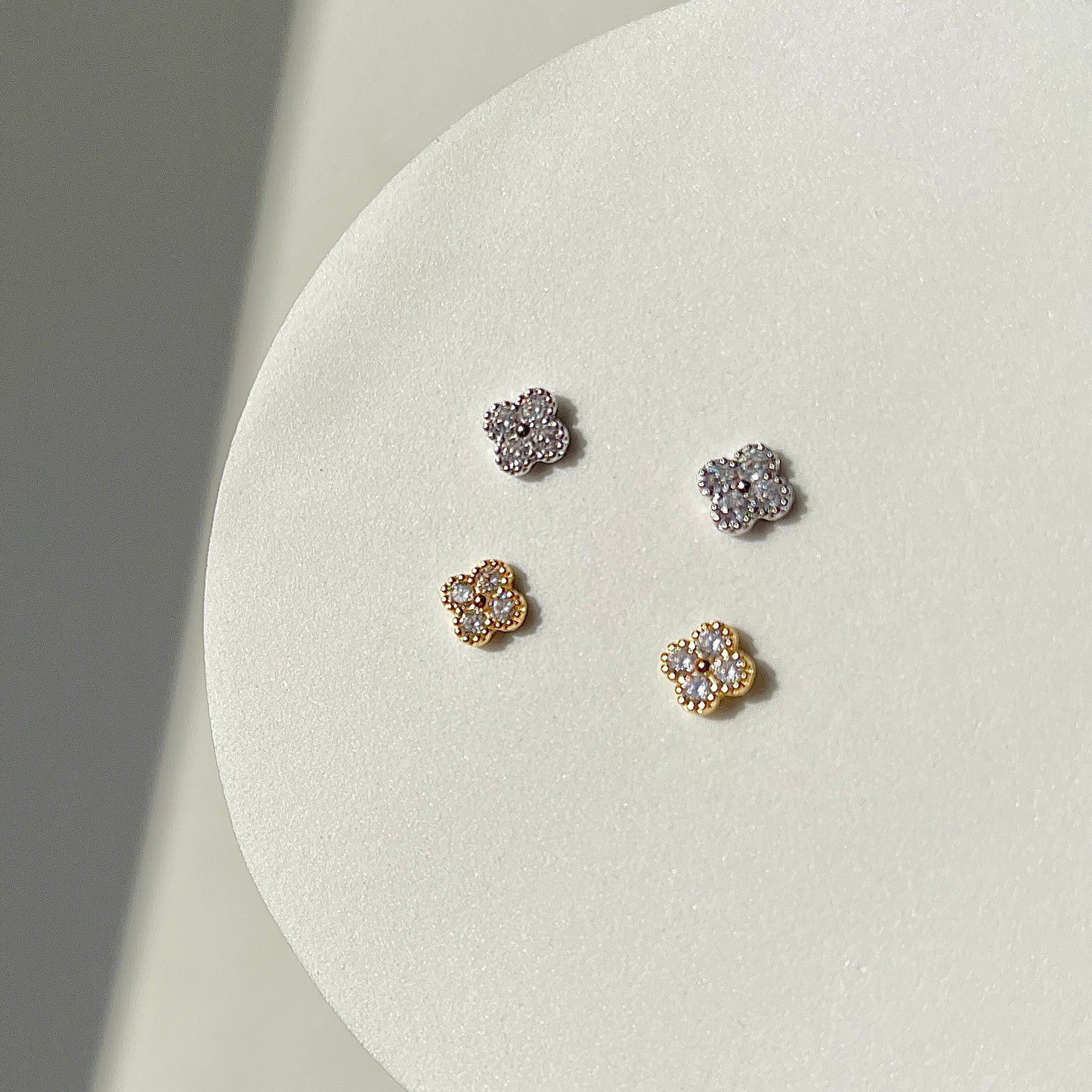 Sirena Studs