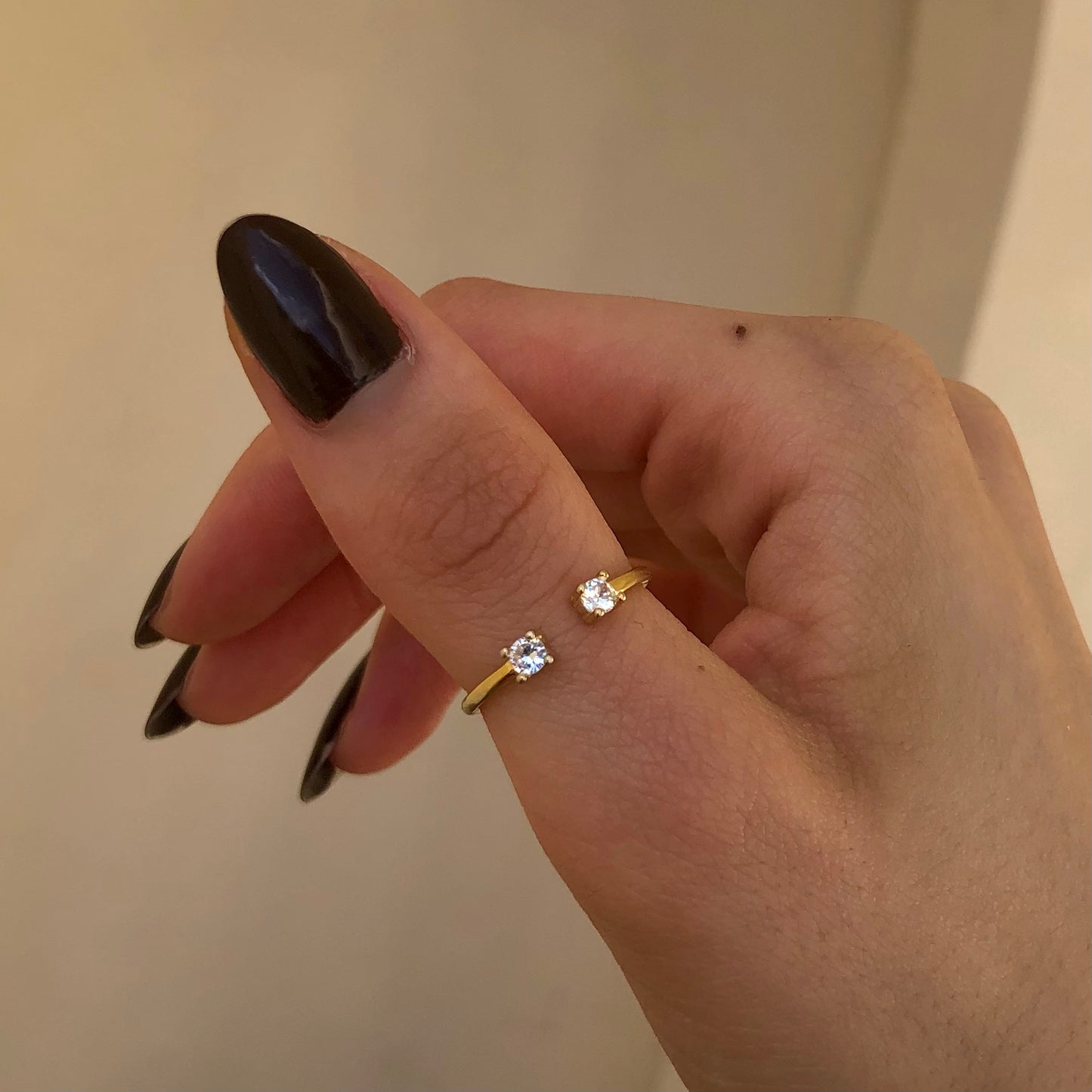 Omega Ring